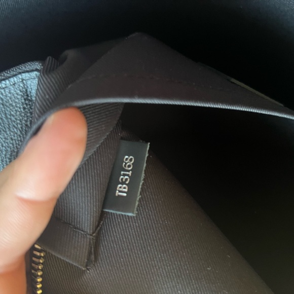 Louis Vuitton Jour Zip Around Pouch - Picture 9 of 10